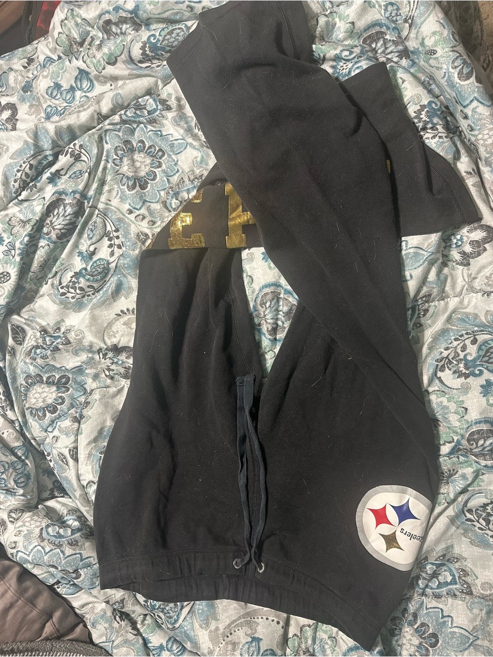 PINK Victoria's Secret Black Sweatpants with Gold Accent